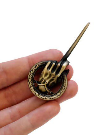 Pin Hand of the Queen