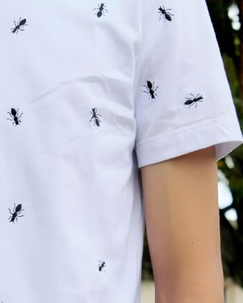 Camiseta HORMIGUEO *Bordado