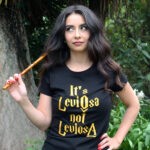 Camiseta LeviOsa not LevisA  *Bordado Dorado