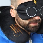 Cojin cuello HARRY POTTER + antifaz de regalo