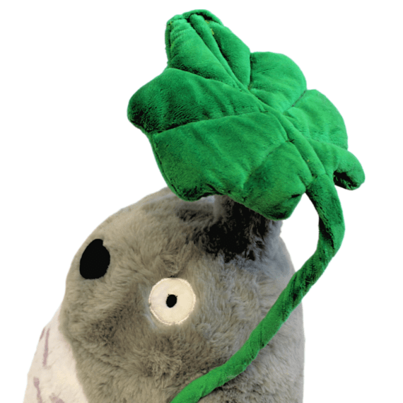 Totoro con hoja 45cm